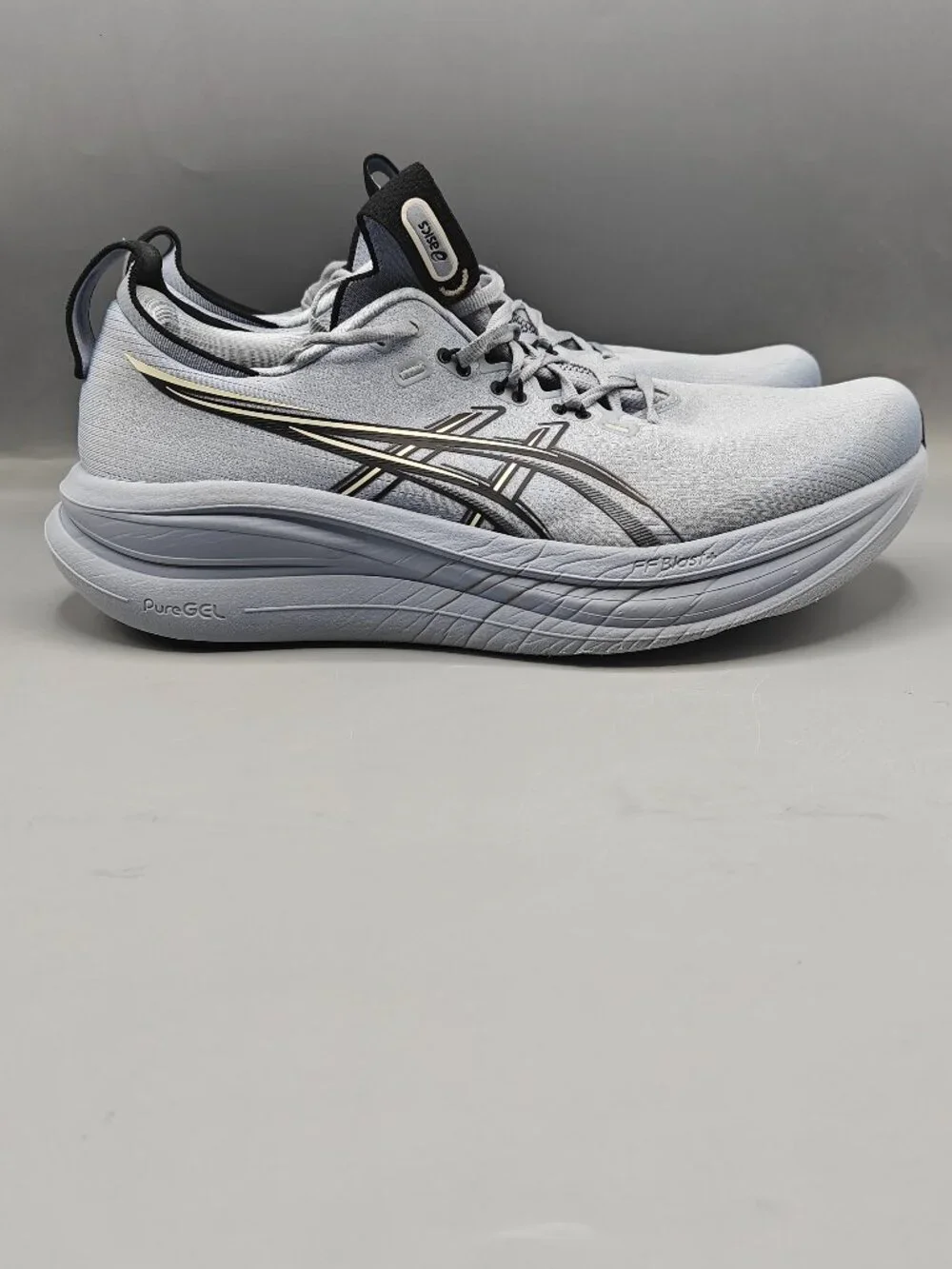 ASICS Gel Nimbus 28 Running Shoes Grey Blue Black Size 13 Men's 1011C127